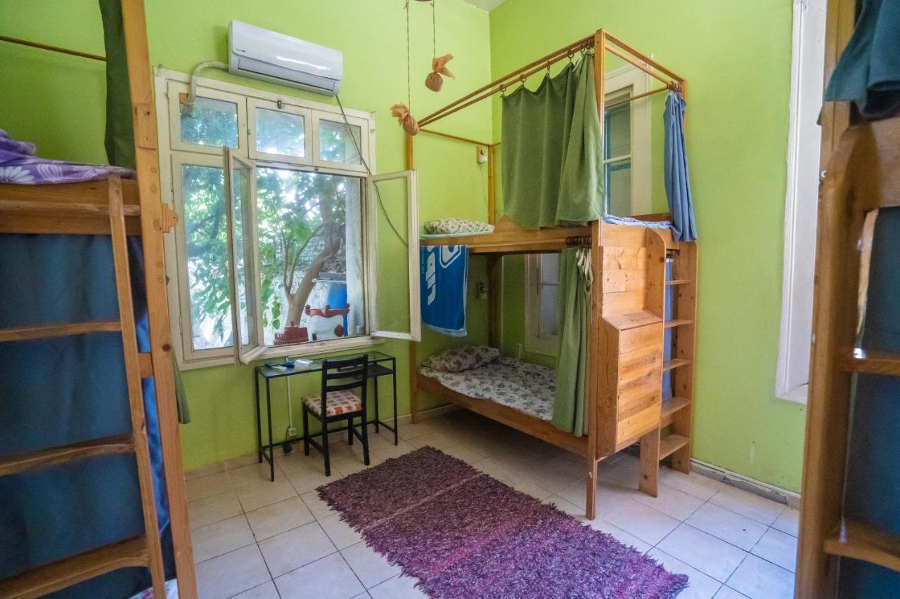 Lotus Garden Hostel Izmir Bagian luar foto