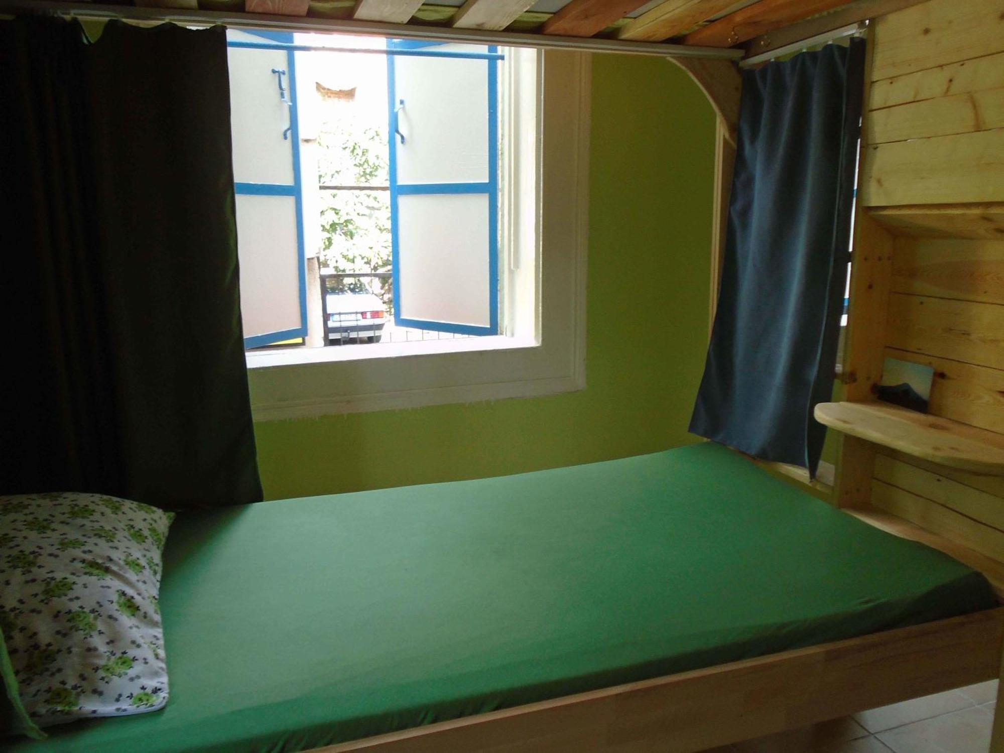 Lotus Garden Hostel Izmir Ruang foto
