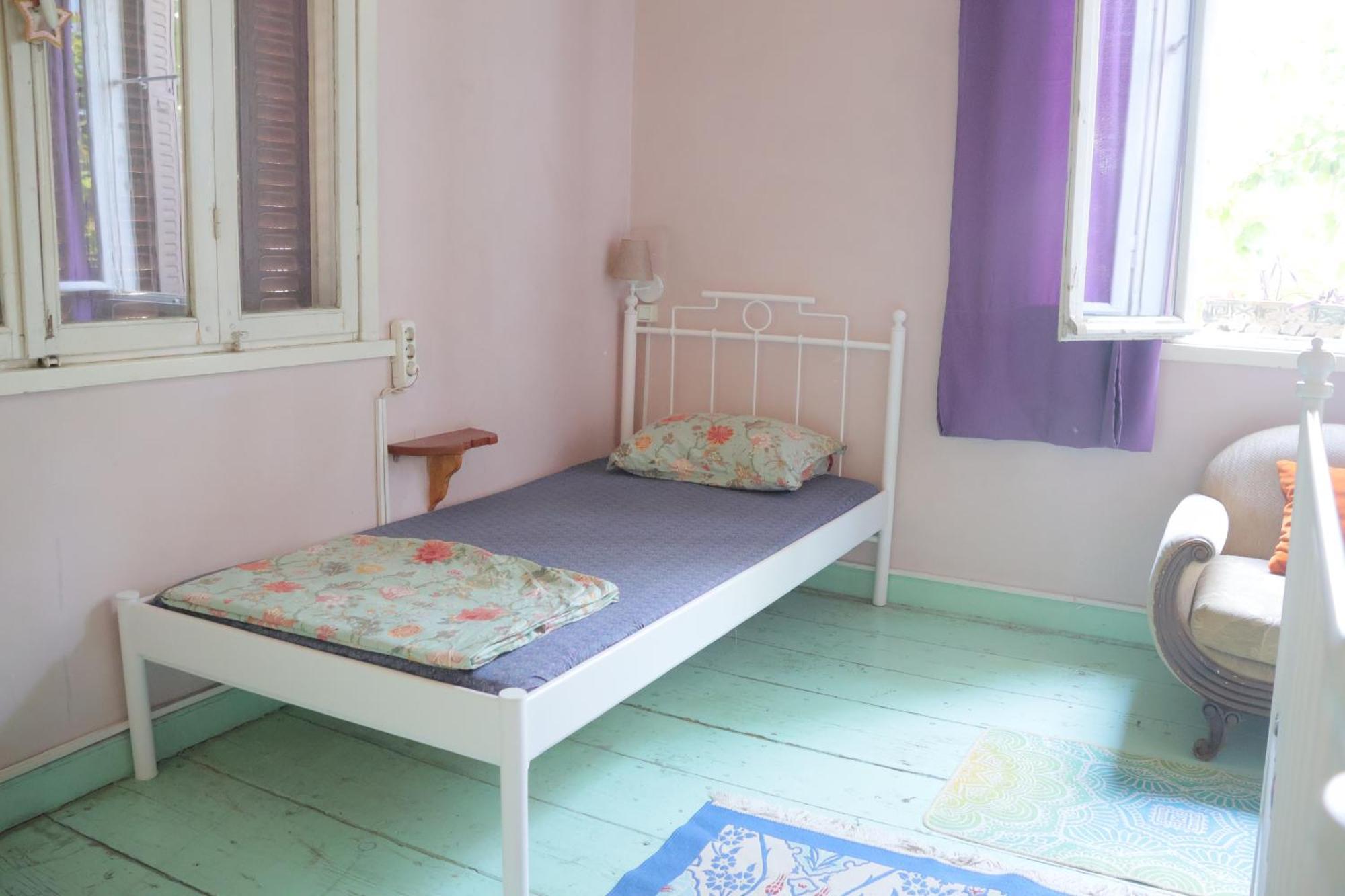 Lotus Garden Hostel Izmir Bagian luar foto